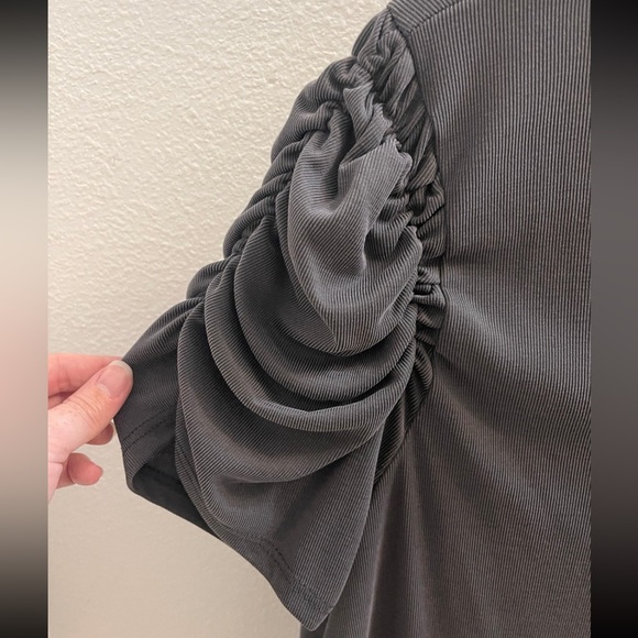 ⭐️Top - Picture 3 of 5